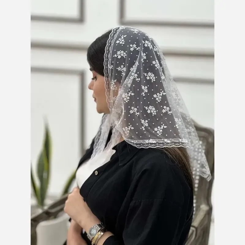 مینی اسکارف مجلسی سه گوش توری لبه گیپور ابعاد 75 در 75 سانتیمتر رنگبندی متنوع