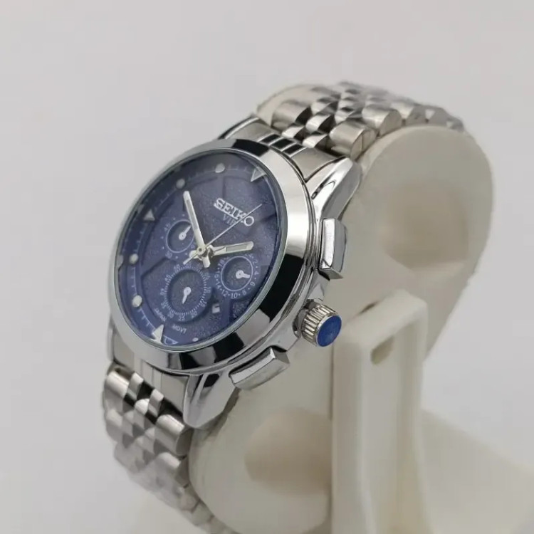 ساعت مچی زنانه سیکو استیل صفحه سرمه ای طرح سه موتور با تقویم و موتور ژاپن