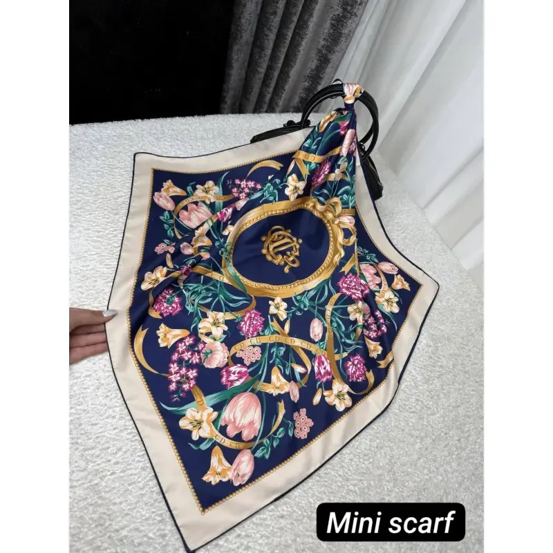 روسری ساتن ابریشم قواره 140 طرح رزگلد دور دوخت مجلسی